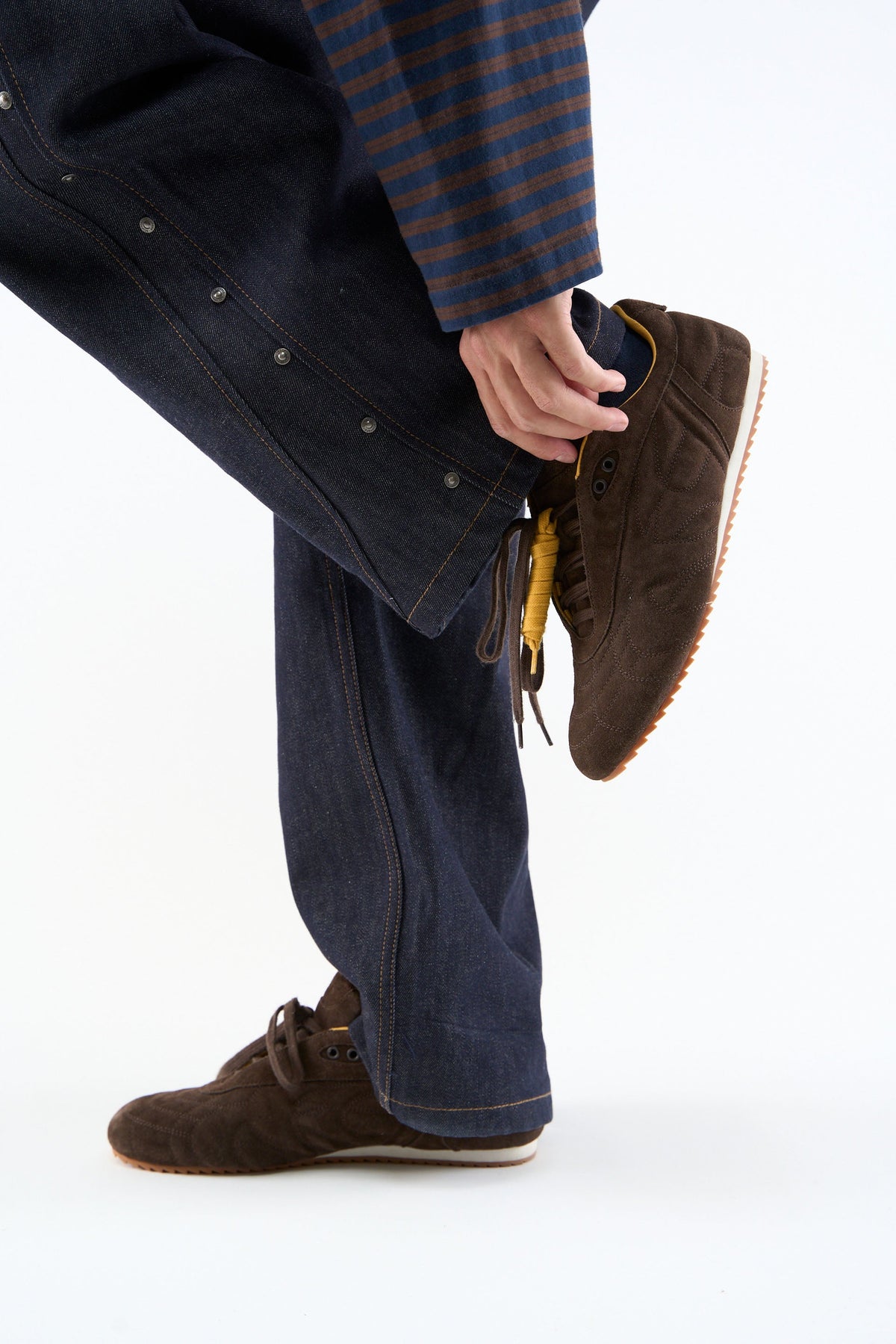 Iconic Suede Brown Sneaker