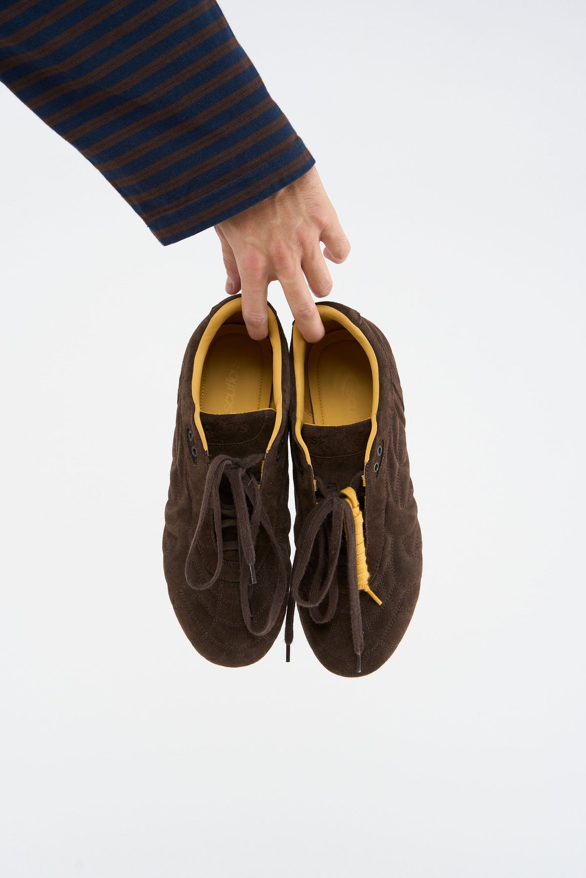 Iconic Suede Brown Sneaker