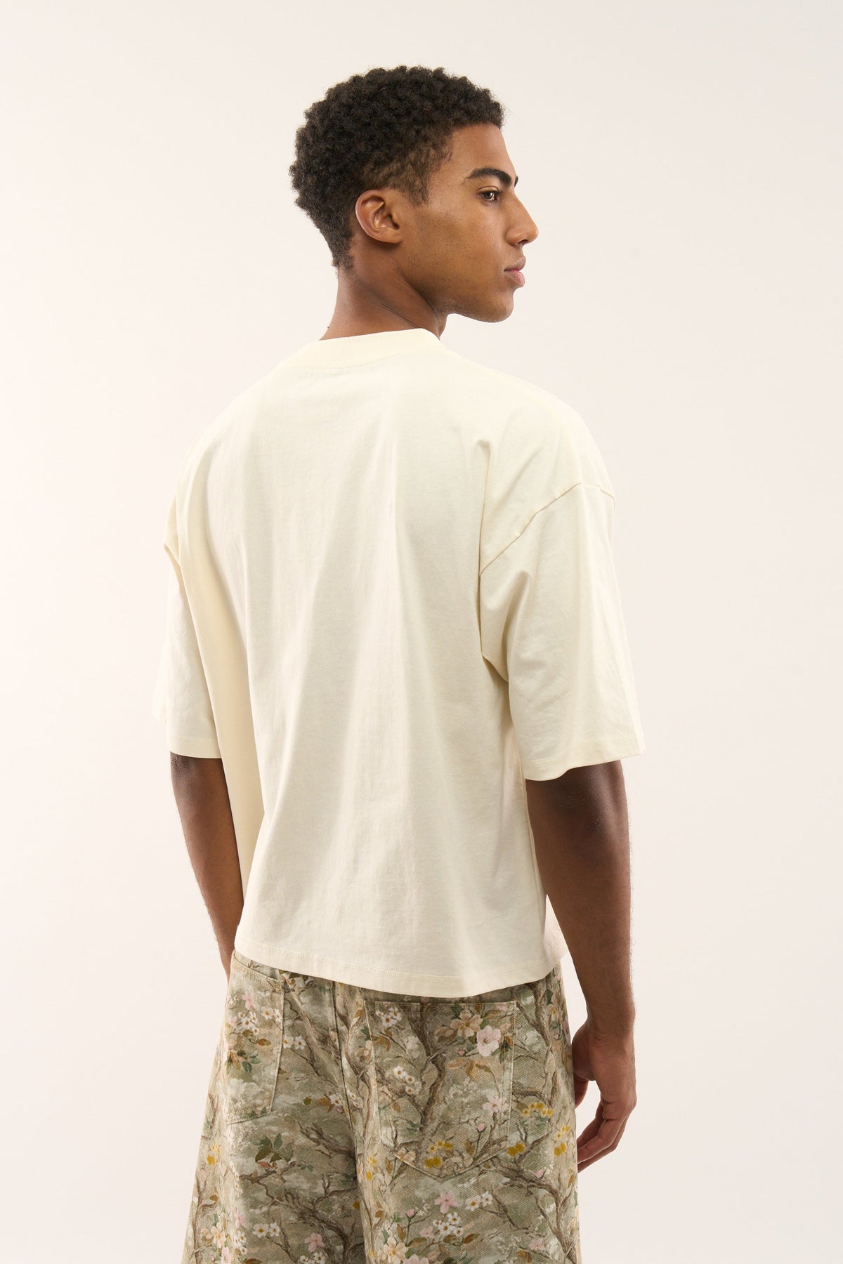 Real Flower Ecru T-Shirt