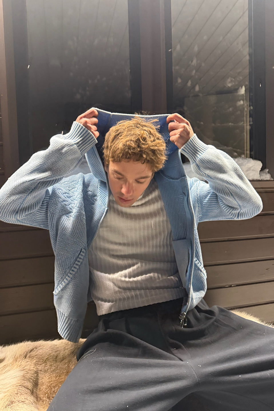 Nowhere Blue Knit Zipper