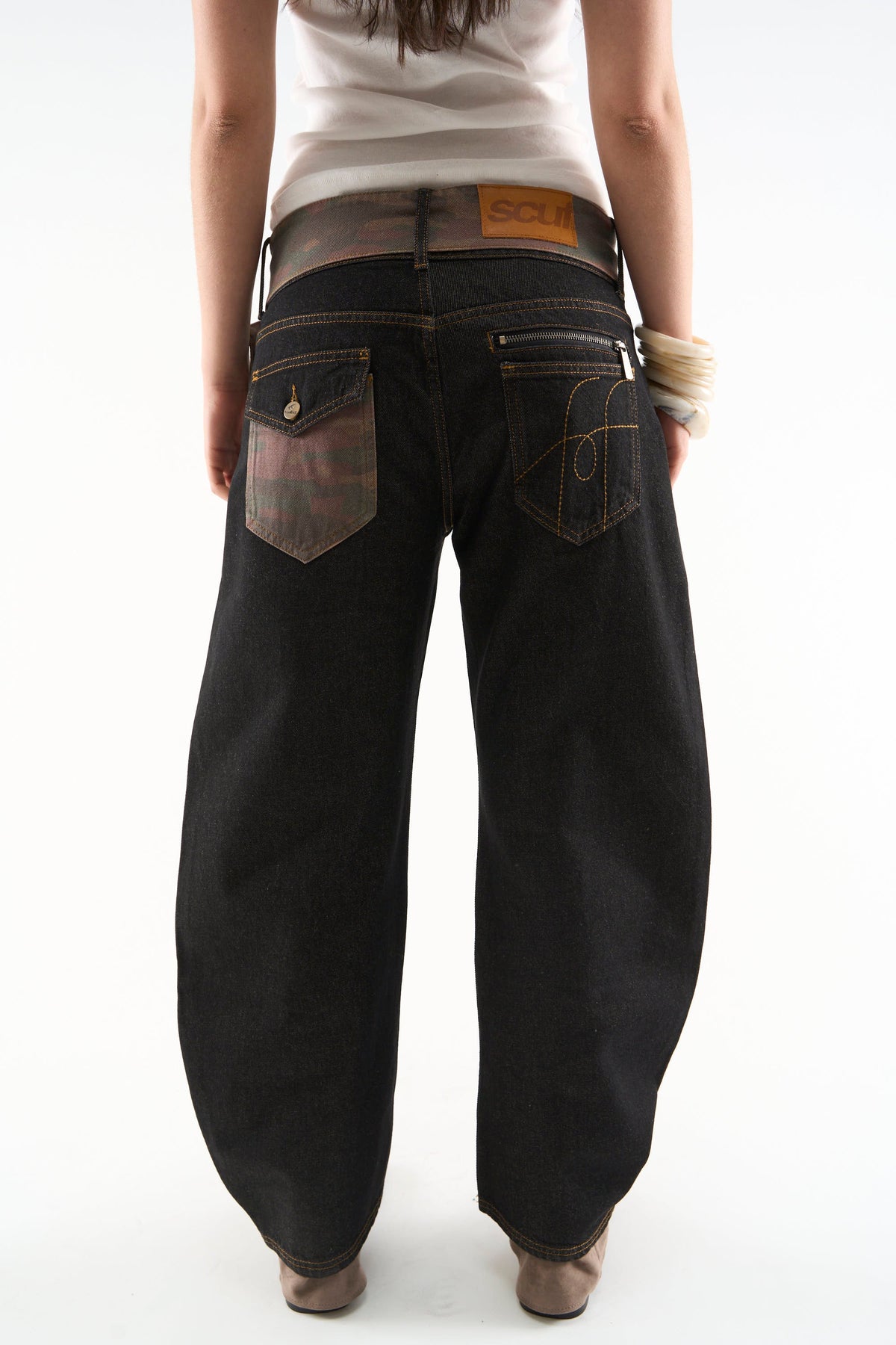New Silvons Brown Pants