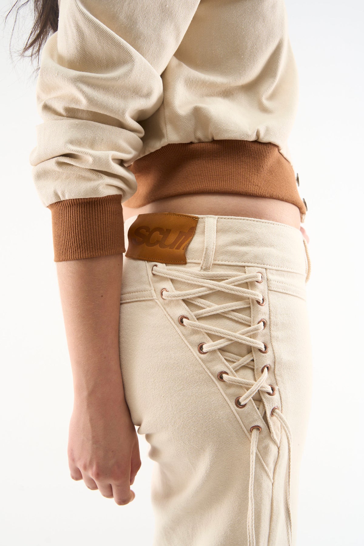 Lara Ecru Pants
