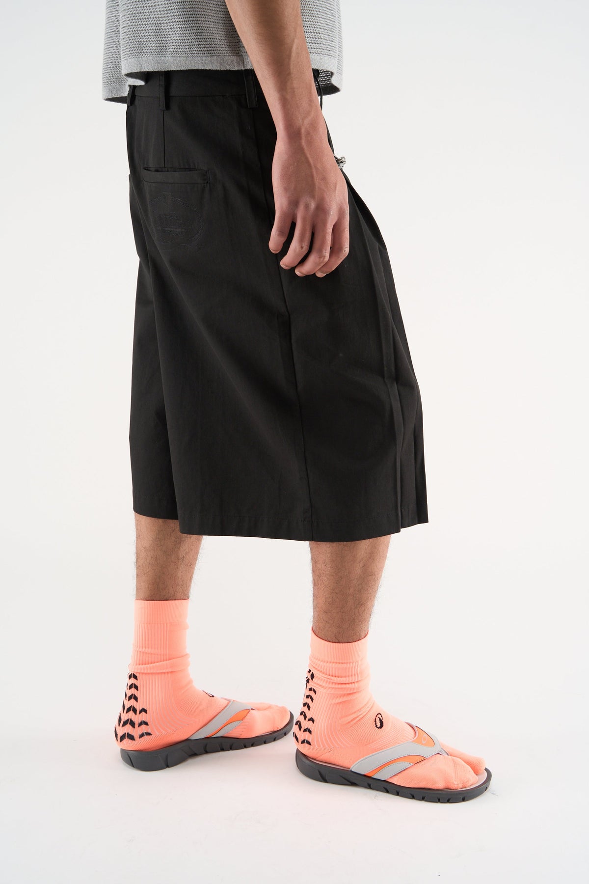 Simon Black Jorts
